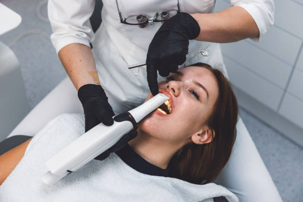 Best Weekend Emergency Dentist in Sealy, TX